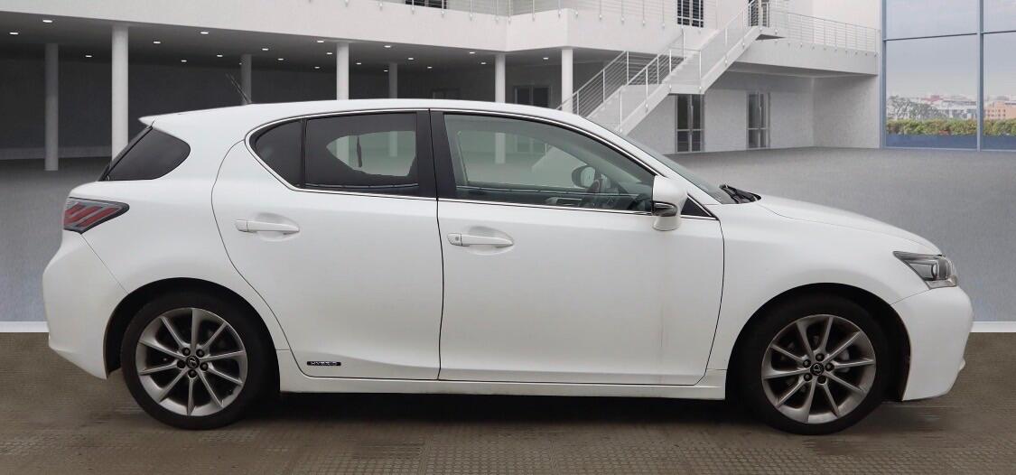 Used Lexus CT 2013 for sale - 77794062: Photo 8