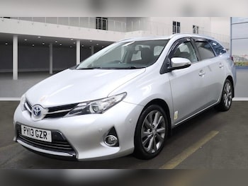 Used Toyota Auris 2013 for sale - 77237515: Photo