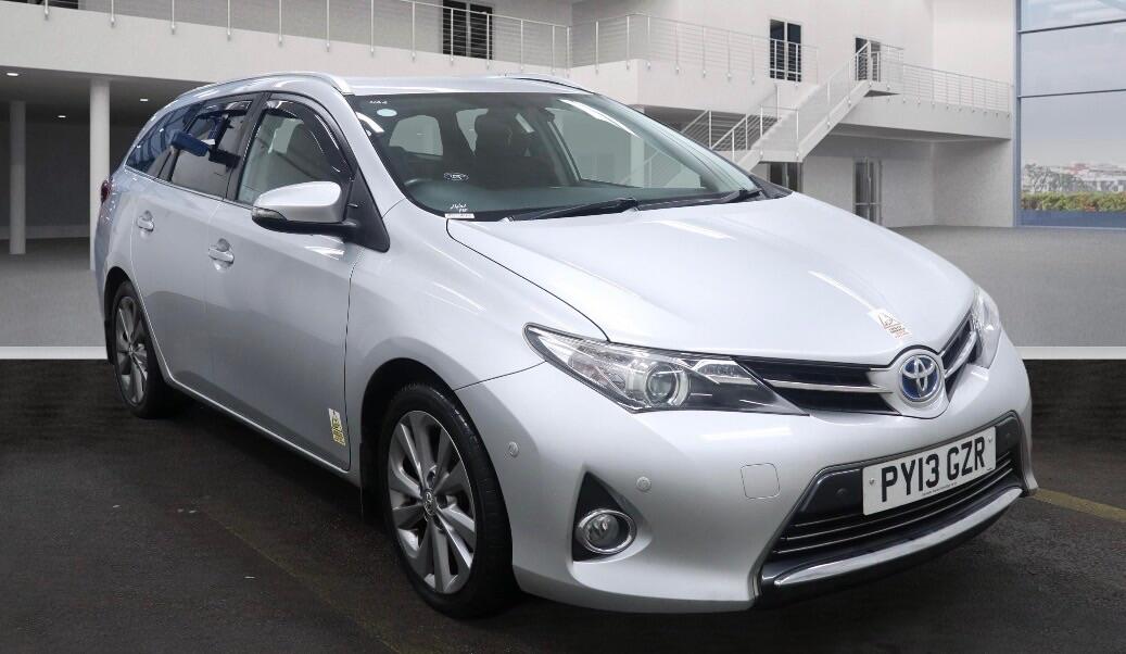 Used Toyota Auris 2013 for sale - 77237515: Photo 4