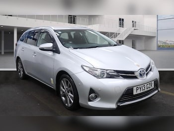 Used Toyota Auris 2013 for sale - 77237515: Photo