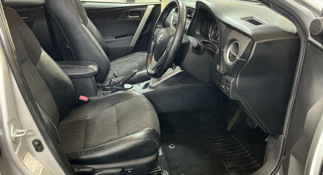 Used Toyota Auris 2013 for sale - 77237515: Photo 8