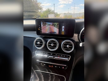 Used Mercedes-Benz GLC 2021 for sale - 79348776: Photo