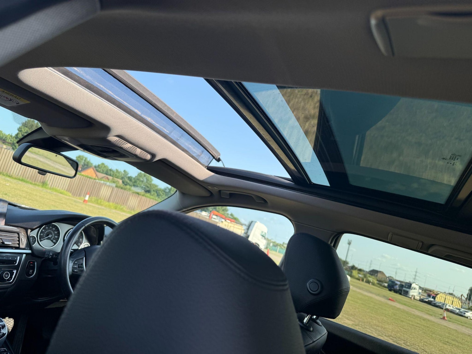 Vehicle 29