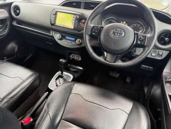 2018 (68) - 1.5 Hybrid Icon Tech 5dr CVT