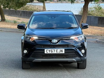 Used Toyota RAV4 2017 for sale - 79565774: Photo
