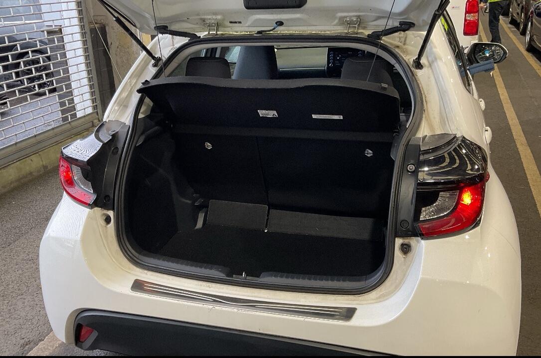 Used Toyota Yaris 2021 for sale - 77645755: Photo 12