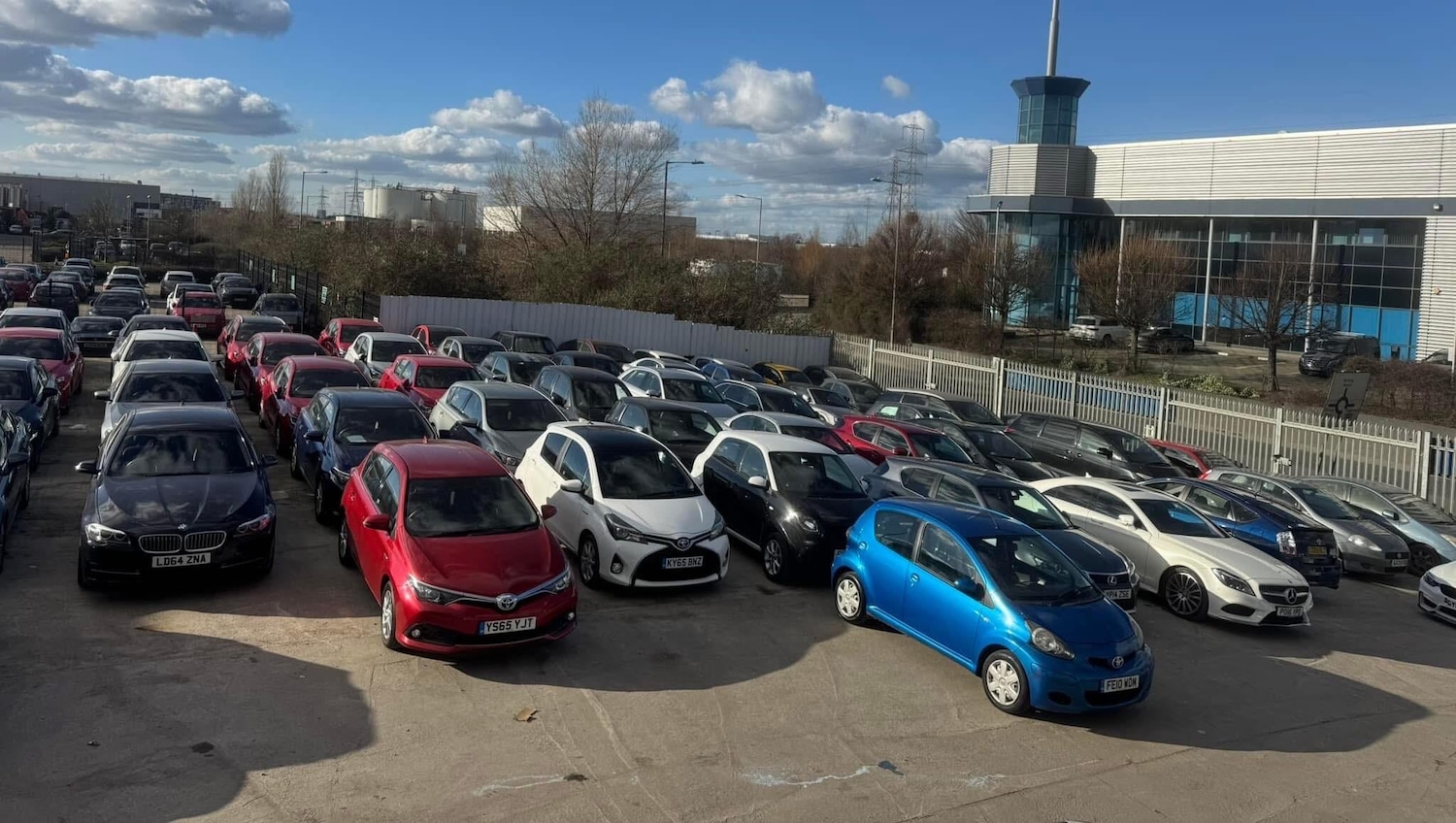 Used Toyota Yaris 2021 for sale - 77645755: Photo 17