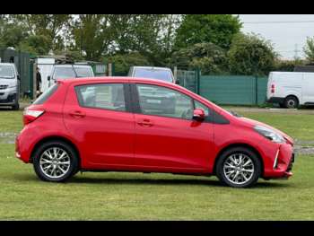 Used Toyota Yaris 2017 for sale - 74425640: Photo