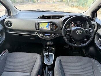 Used Toyota Yaris 2018 for sale - 75577034: Photo