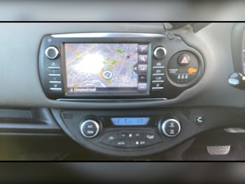 Used Toyota Yaris 2018 for sale - 75577034: Photo