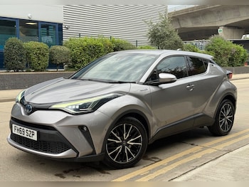Used Toyota C-HR 2020 for sale - 75507300: Photo