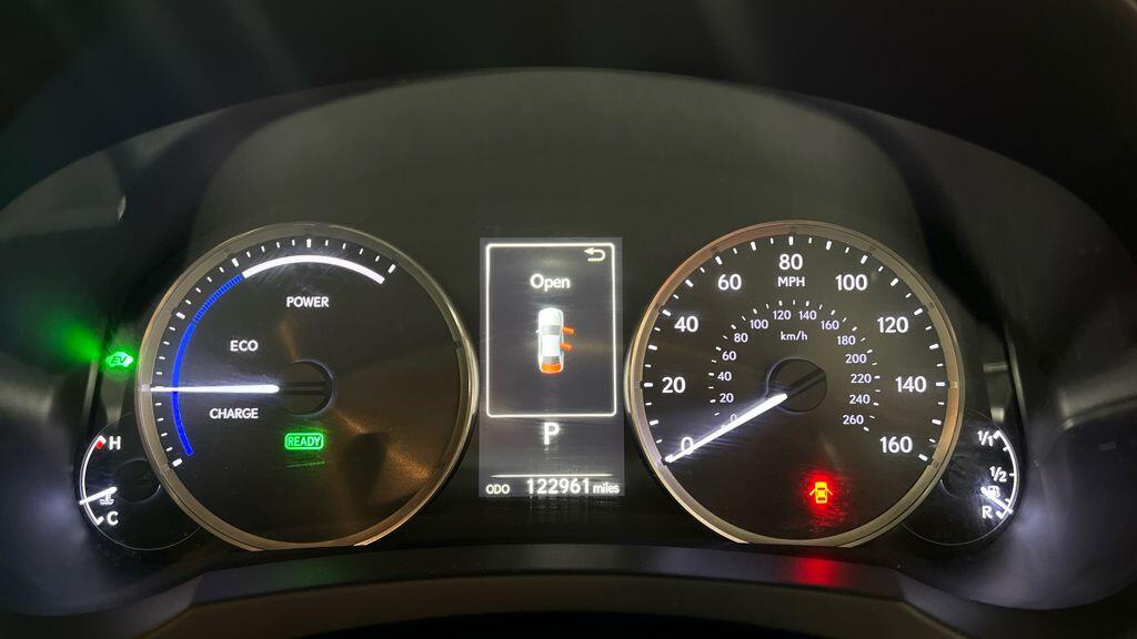 Used Lexus IS 2019 for sale - 76592925: Photo 9