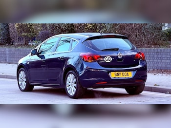 Used Vauxhall Astra 2011 for sale - 78388463: Photo