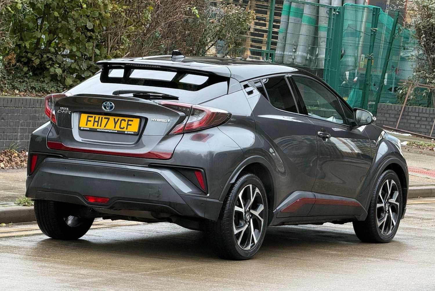 Used Toyota C-HR 2017 for sale - 76632939: Photo 8