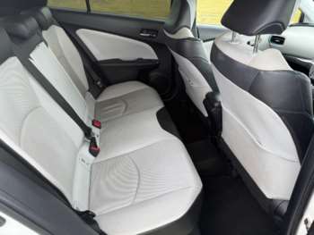 Used Toyota Prius 2019 for sale - 74837645: Photo