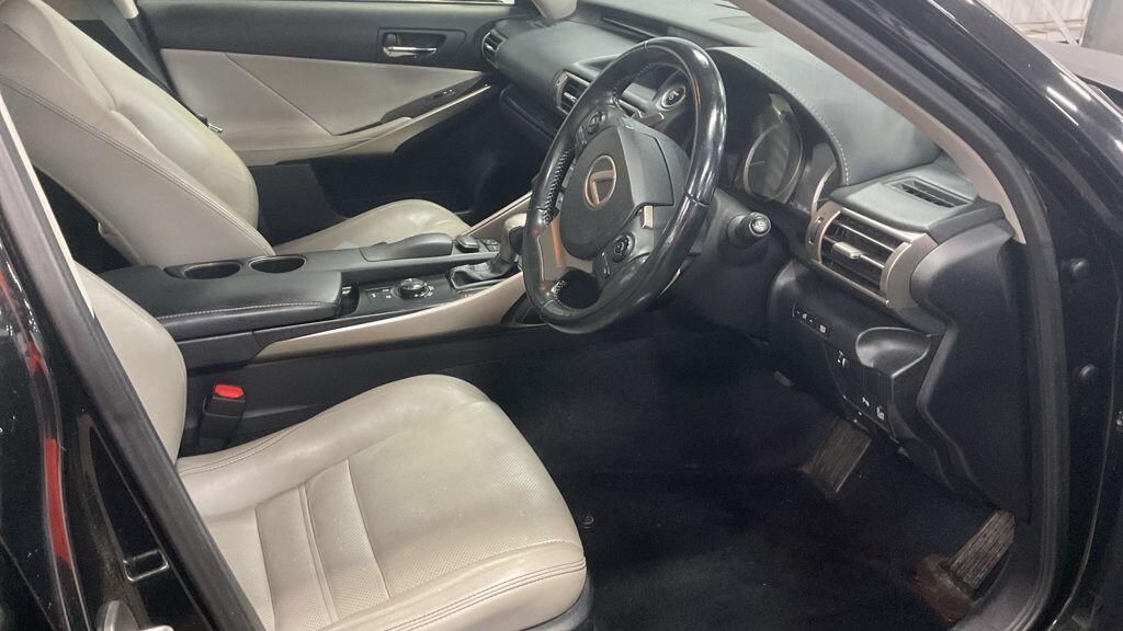 Used Lexus IS 2014 for sale - 76511991: Photo 4