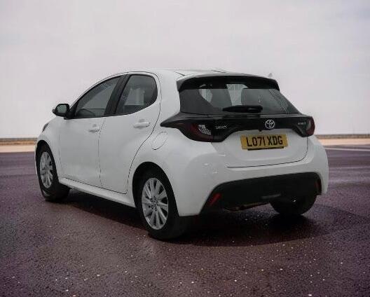 Used Toyota Yaris for sale - 78007110: Photo 2