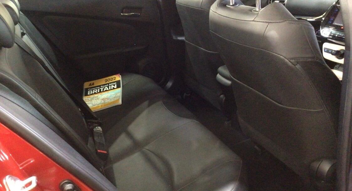 Used Toyota Prius 2016 for sale - 77377700: Photo 3