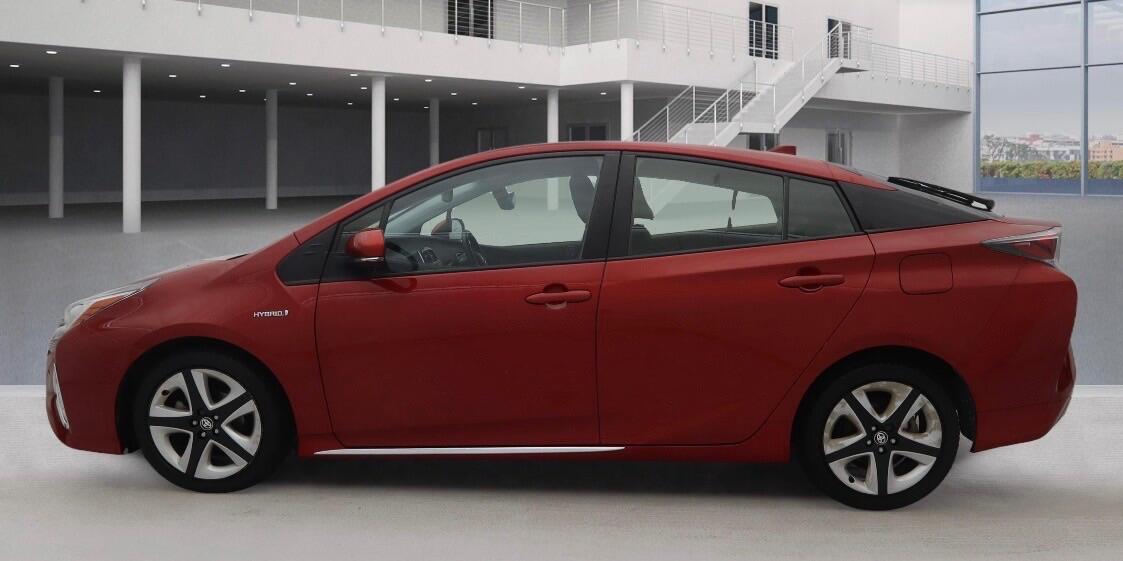 Used Toyota Prius 2016 for sale - 77377700: Photo 8