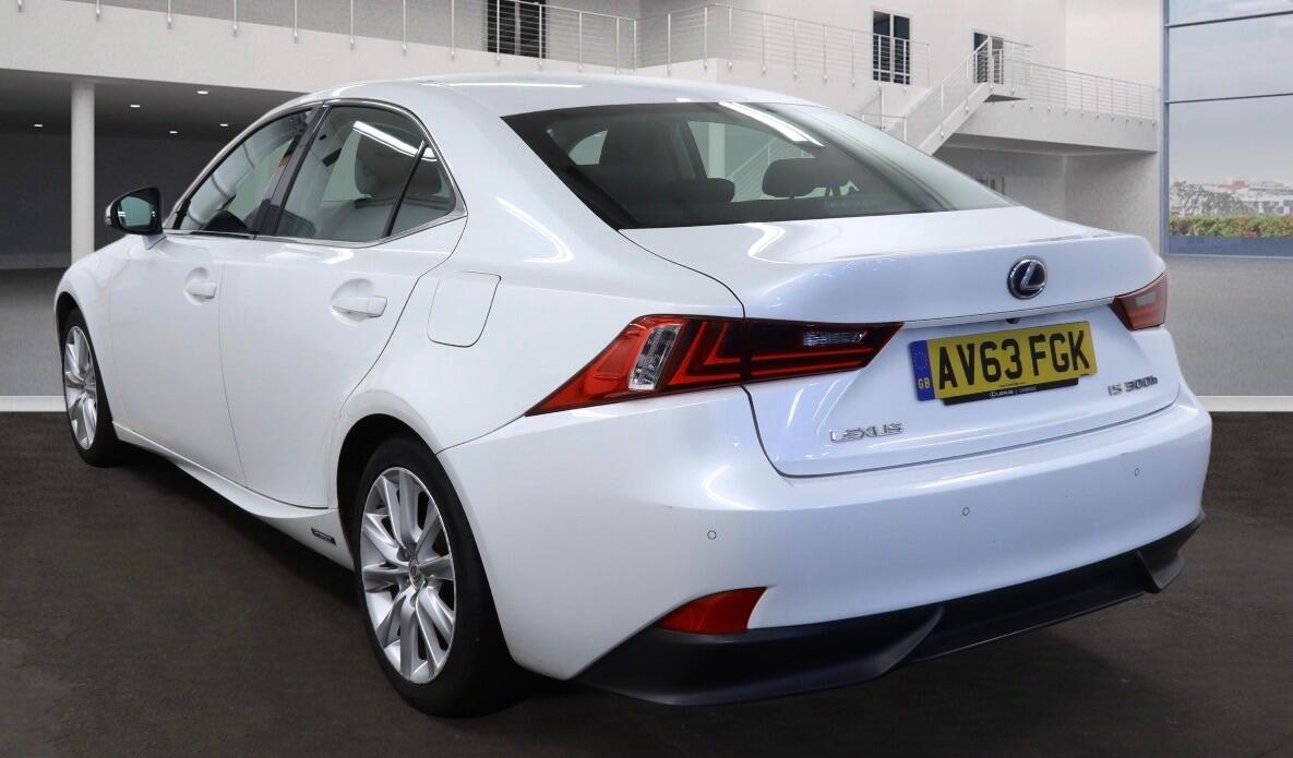 Used Lexus IS 2013 for sale - 76913542: Photo 2