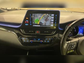 Used Toyota C-HR 2017 for sale - 79836199: Photo