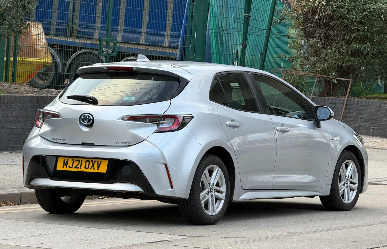 Used Toyota Corolla 2021 for sale - 76136305: Photo 2