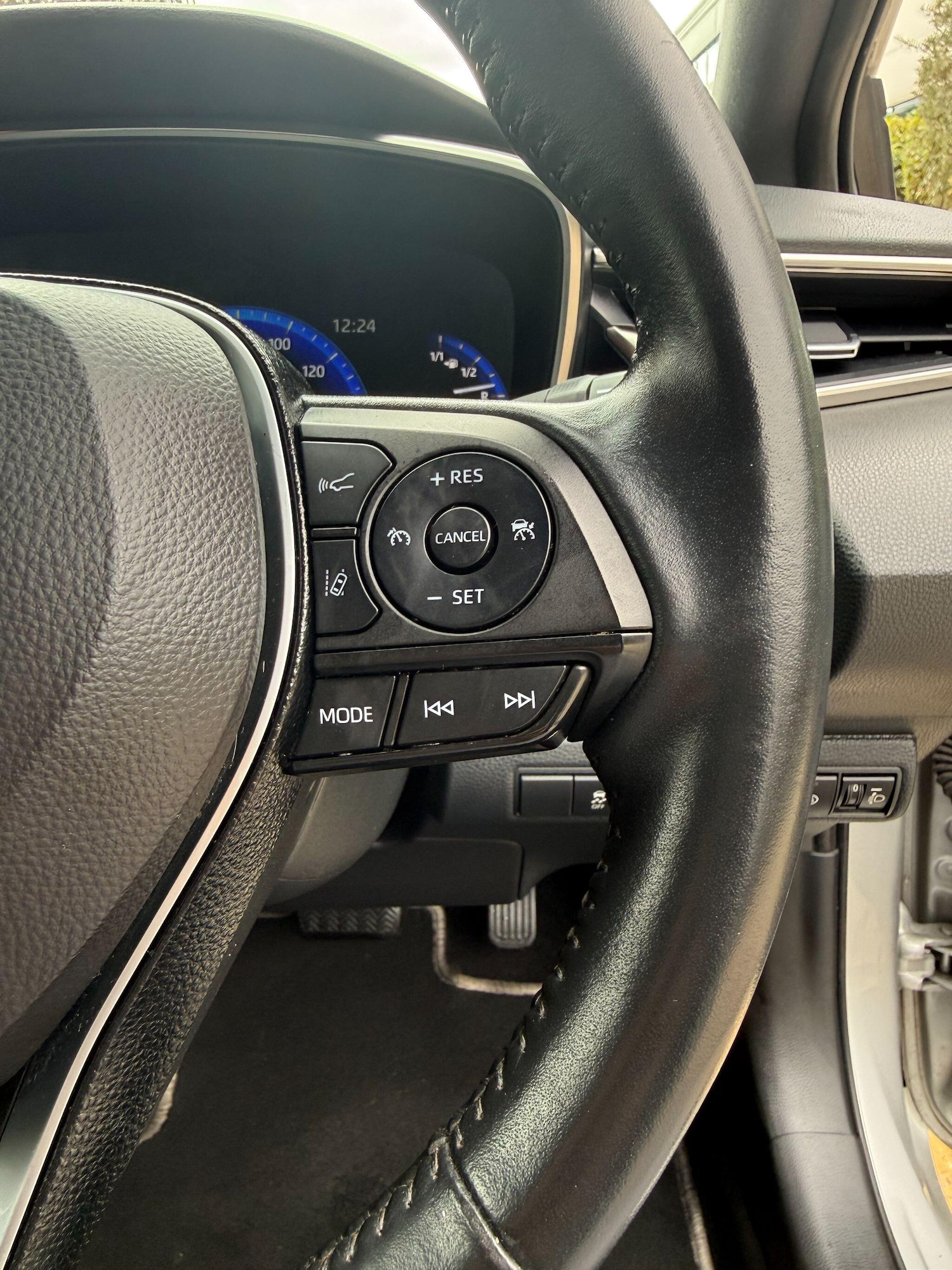 Used Toyota Corolla 2021 for sale - 76136305: Photo 37