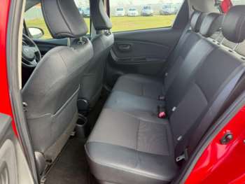 Used Toyota Yaris 2015 for sale - 73891171: Photo