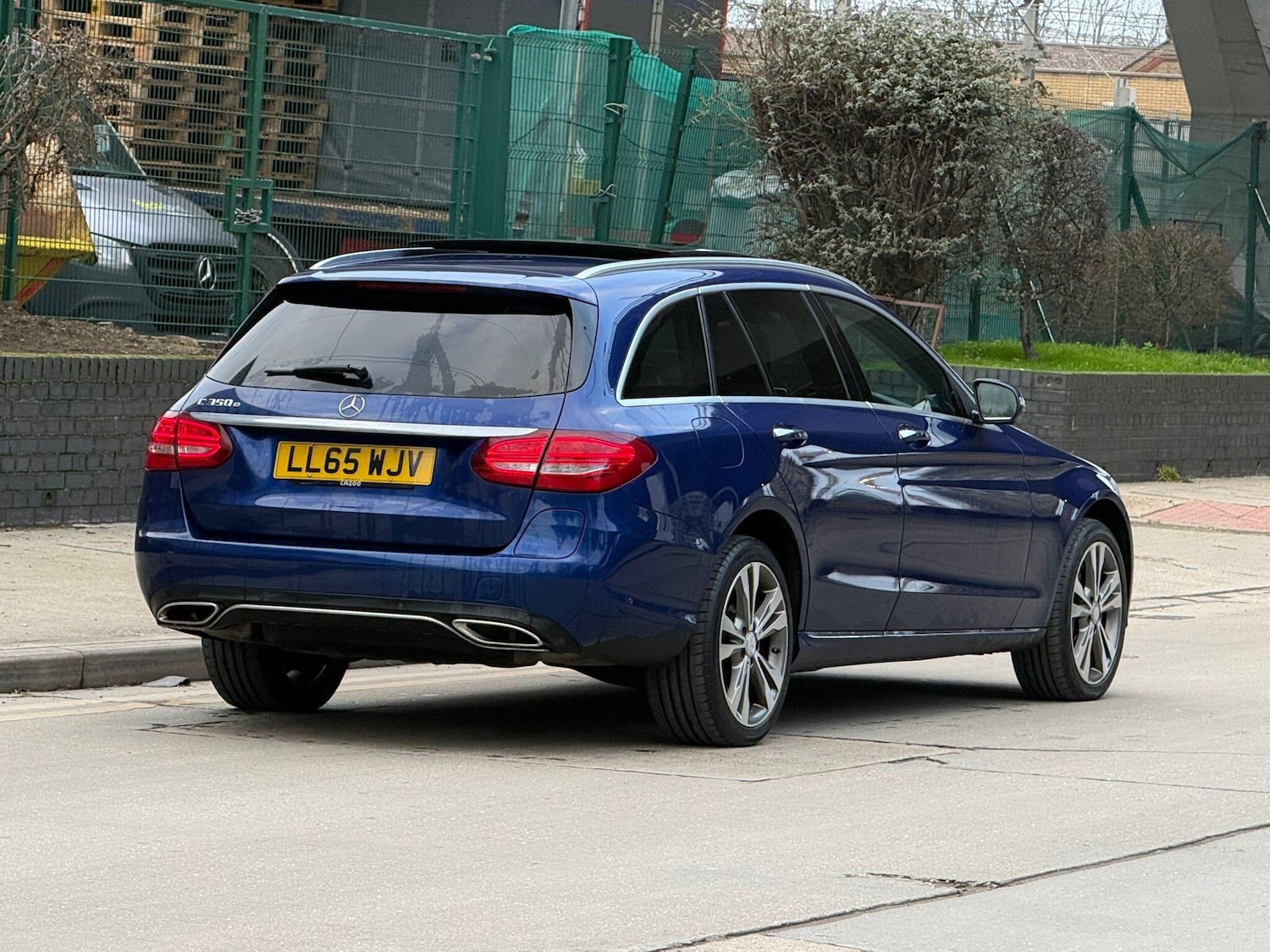 Used Mercedes-Benz C Class 2015 for sale - 77376240: Photo 13