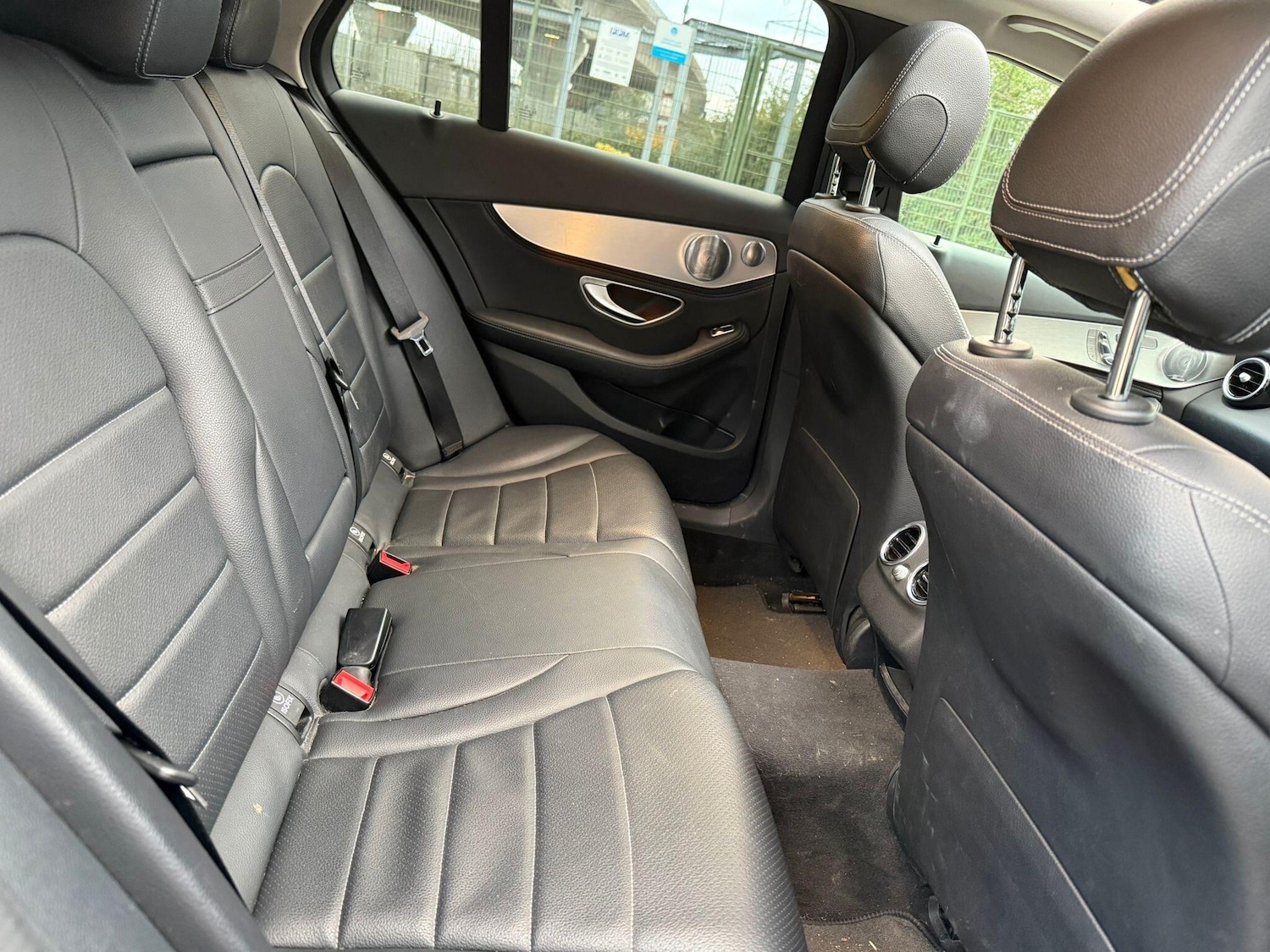 Used Mercedes-Benz C Class 2015 for sale - 77376240: Photo 23