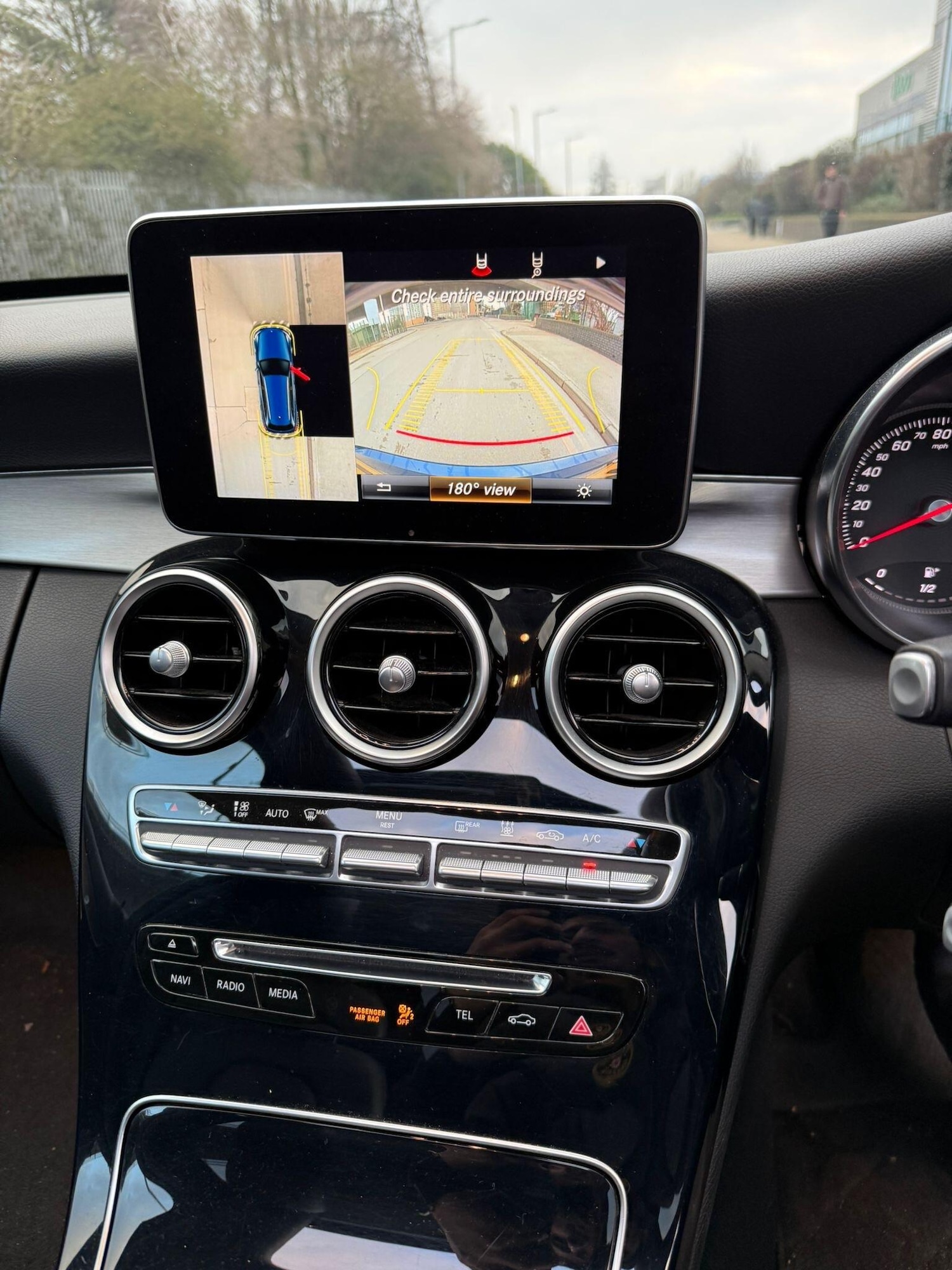 Used Mercedes-Benz C Class 2015 for sale - 77376240: Photo 28