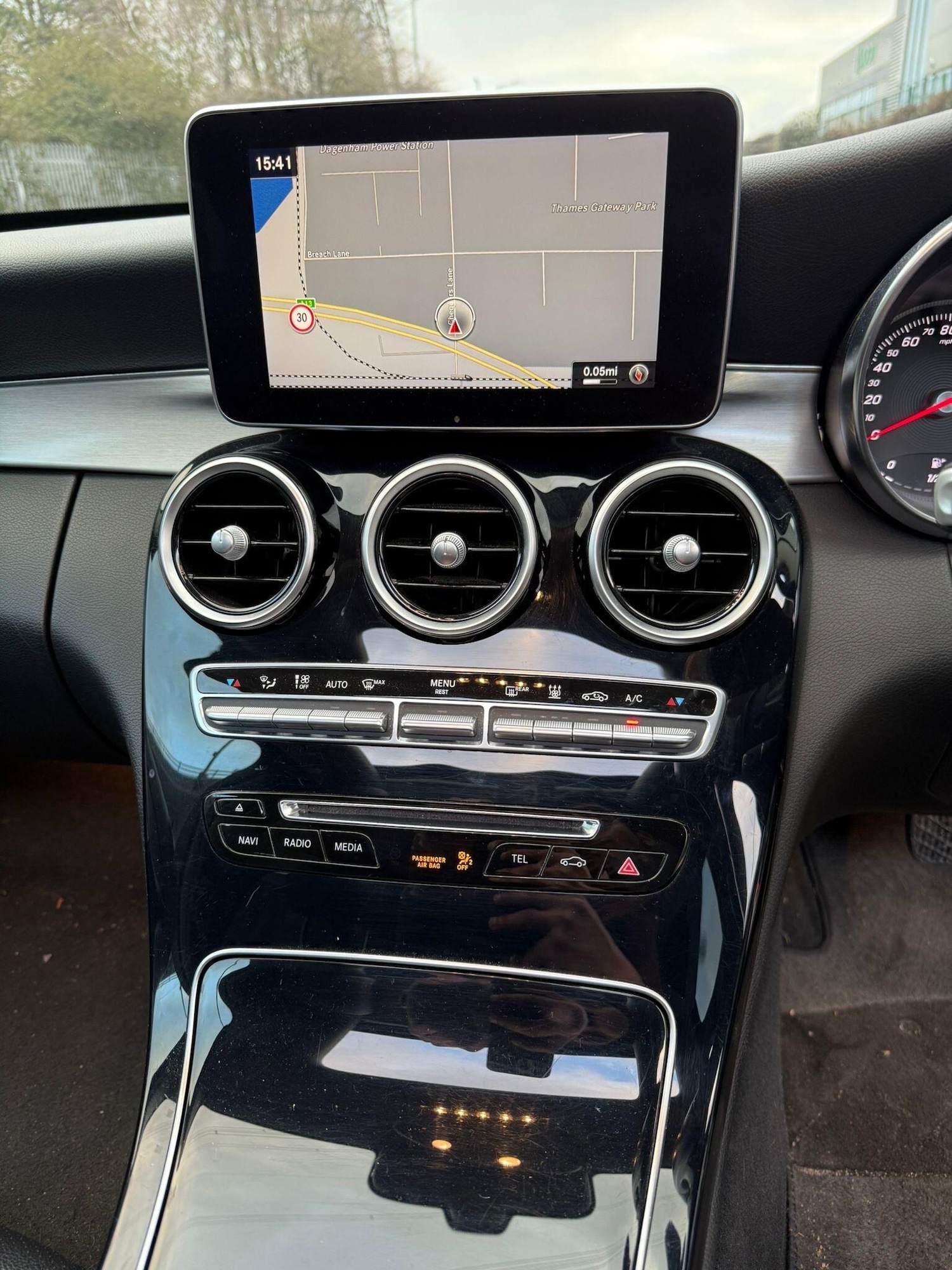 Used Mercedes-Benz C Class 2015 for sale - 77376240: Photo 29