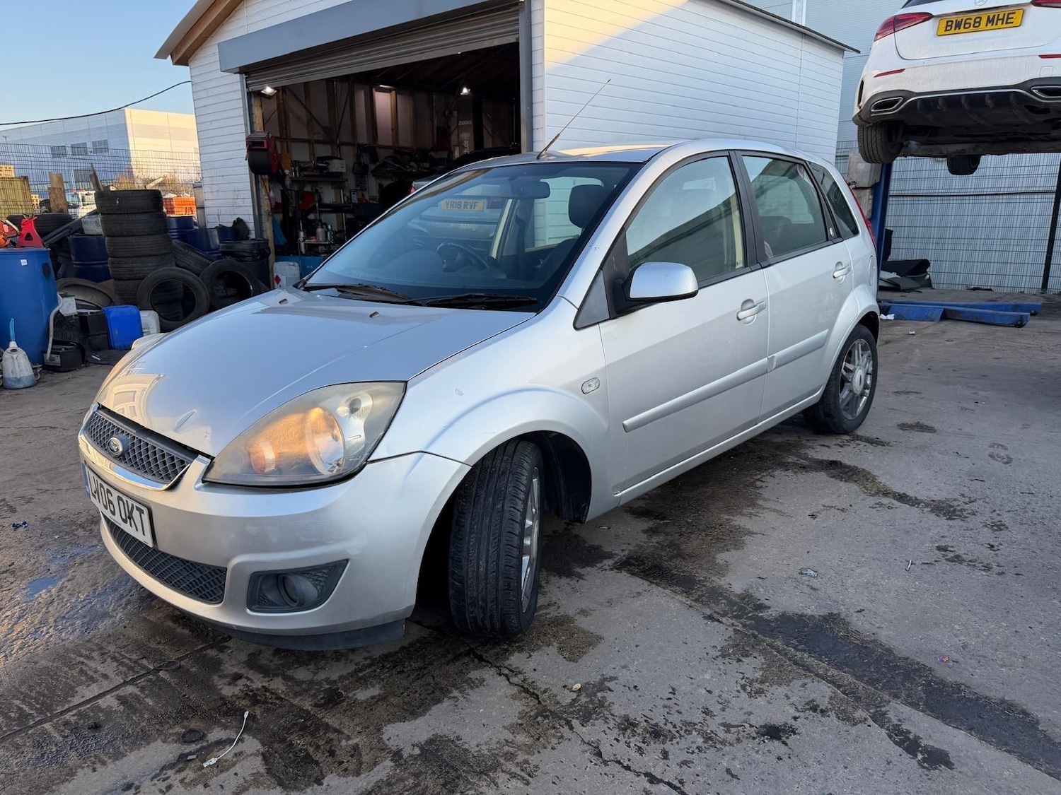 Used Ford Fiesta 2006 for sale - 77940124: Photo 2