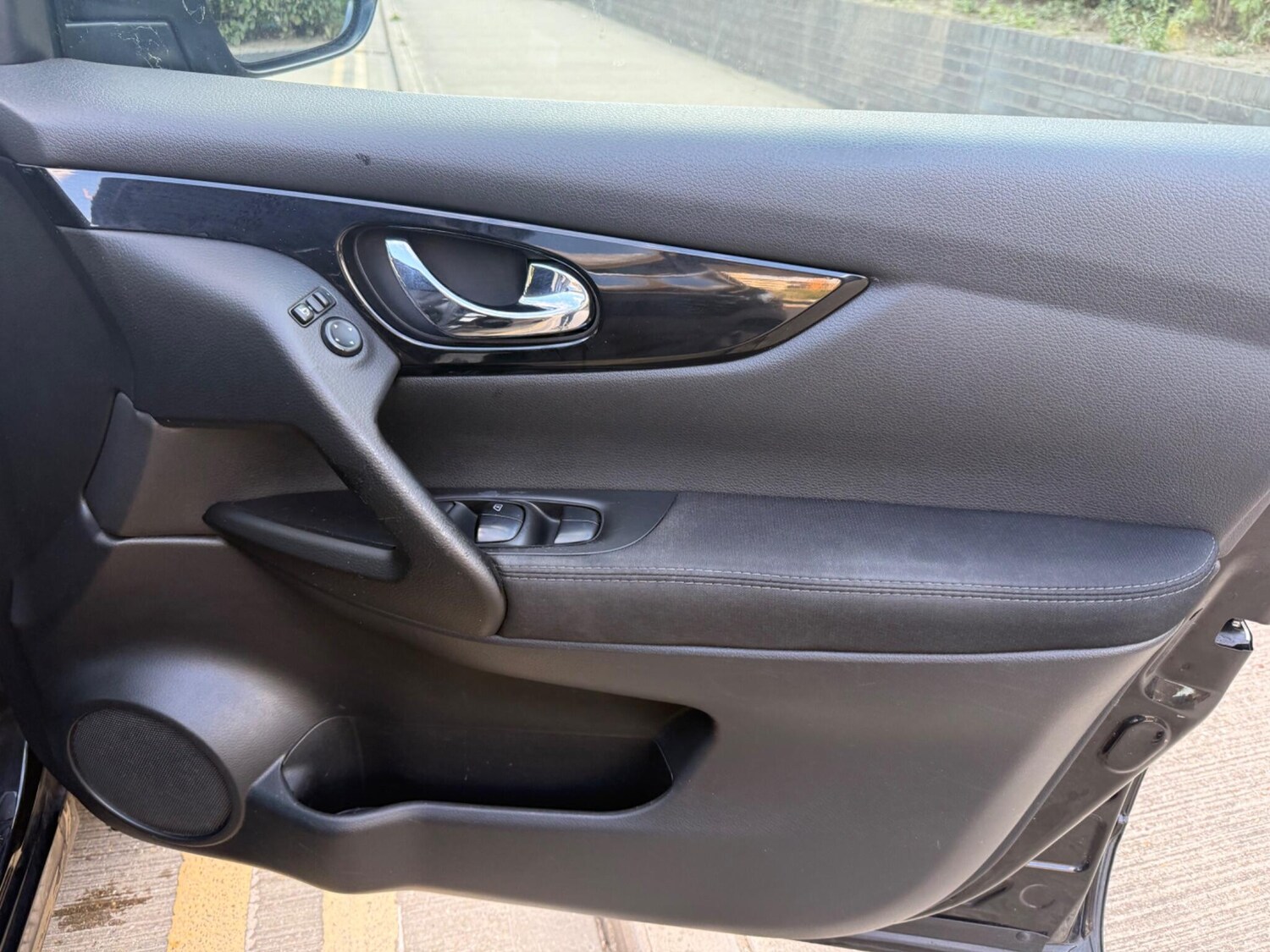 Used Nissan Qashqai 2015 for sale - 76043303: Photo 17