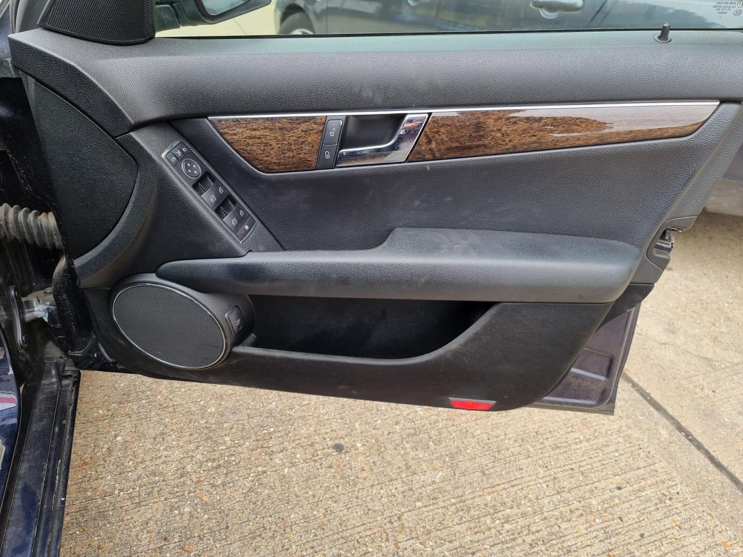 Used Mercedes-Benz C Class 2007 for sale - 77081752: Photo 19