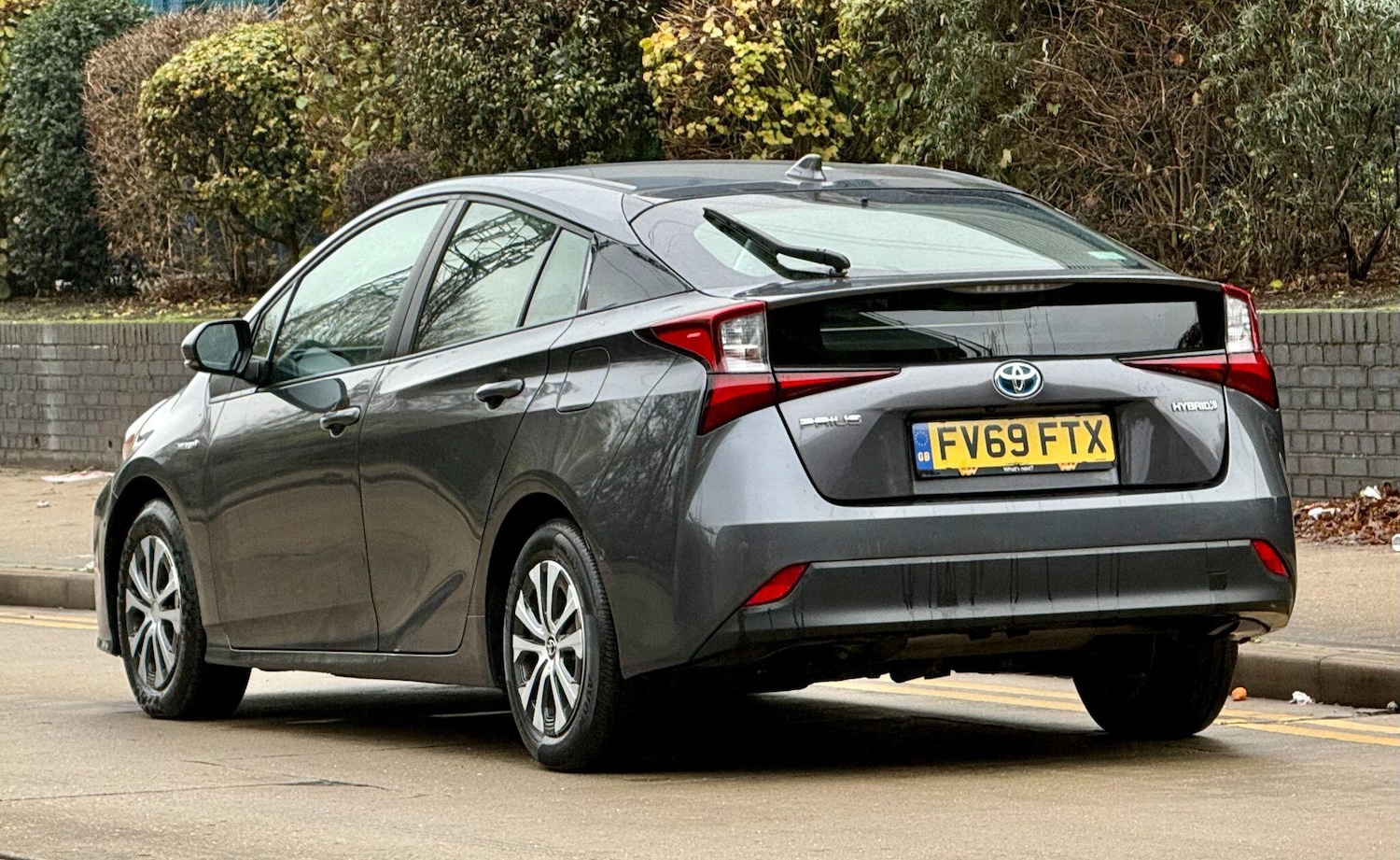 Used Toyota Prius 2019 for sale - 76562454: Photo 2