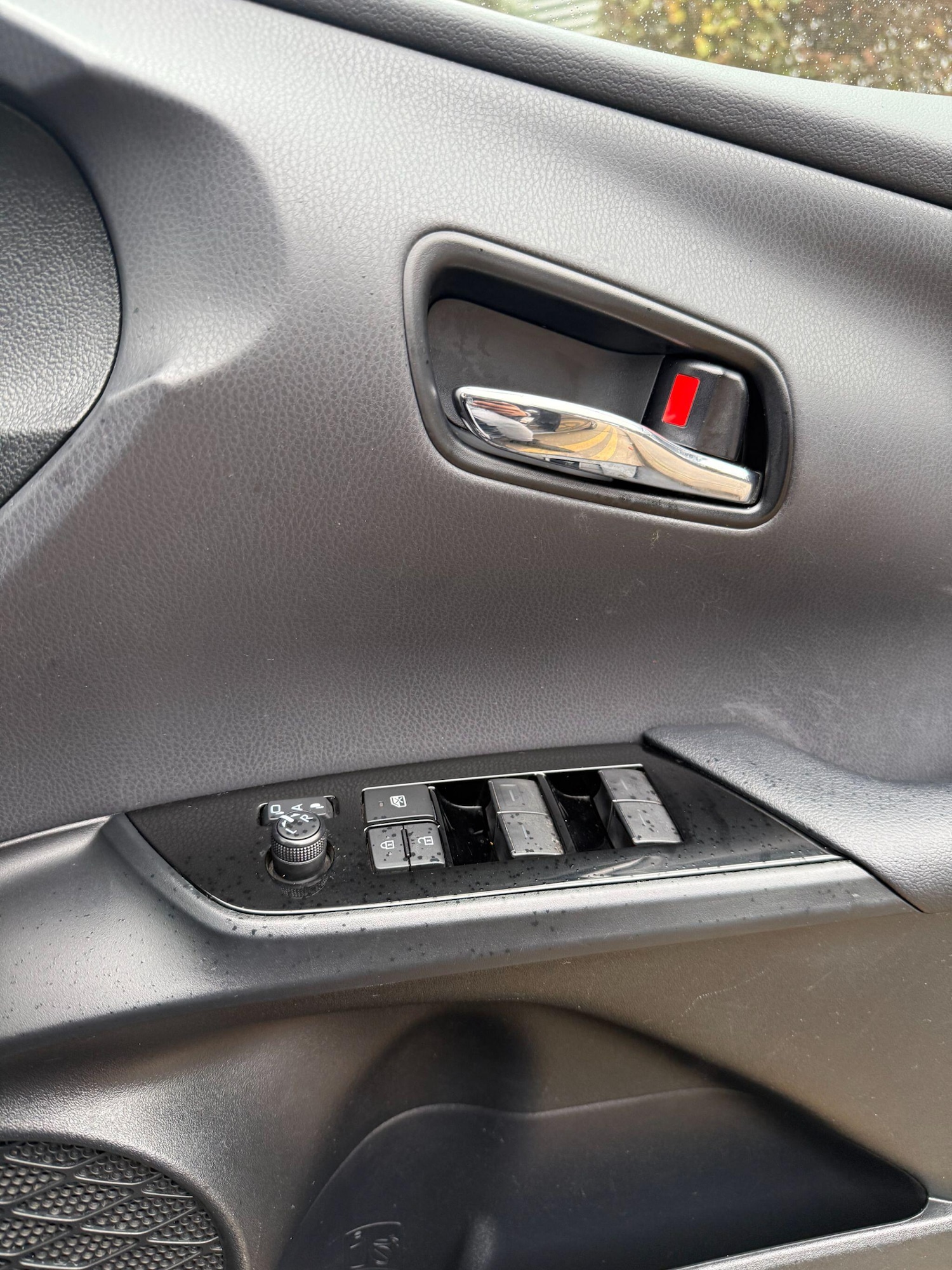 Used Toyota Prius 2019 for sale - 76562454: Photo 25