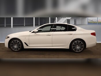 Used BMW 5 Series 2017 for sale - 77705330: Photo