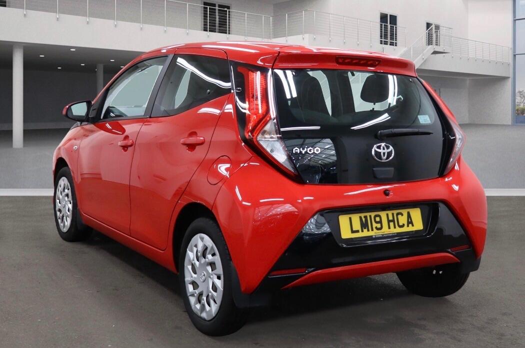 Used Toyota AYGO 2019 for sale - 76425222: Photo 11