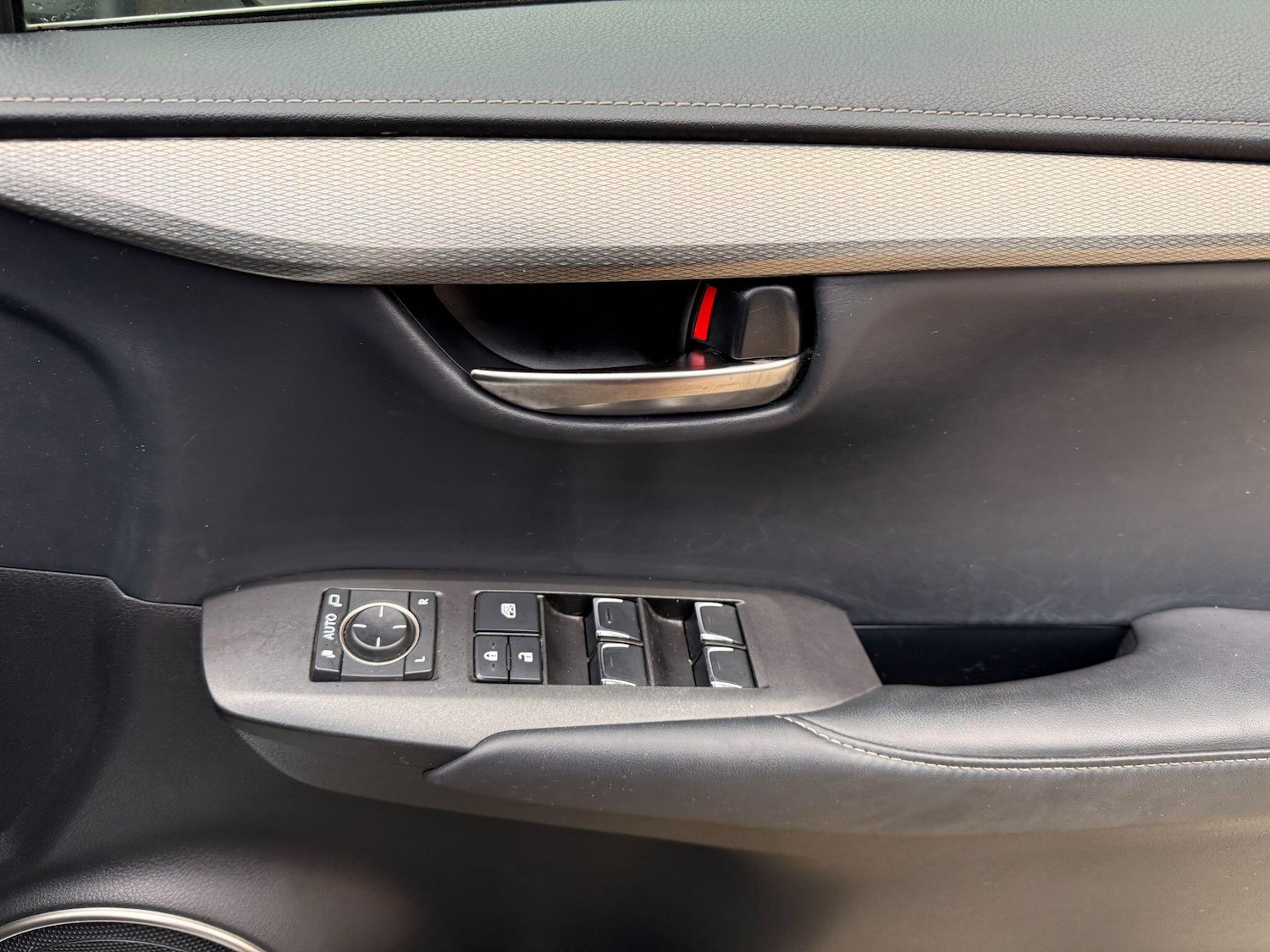 Used Lexus NX 2019 for sale - 77131654: Photo 26