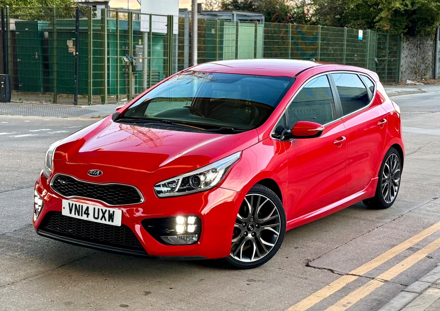 Used Kia Ceed 2014 for sale - 76188623: Photo 1