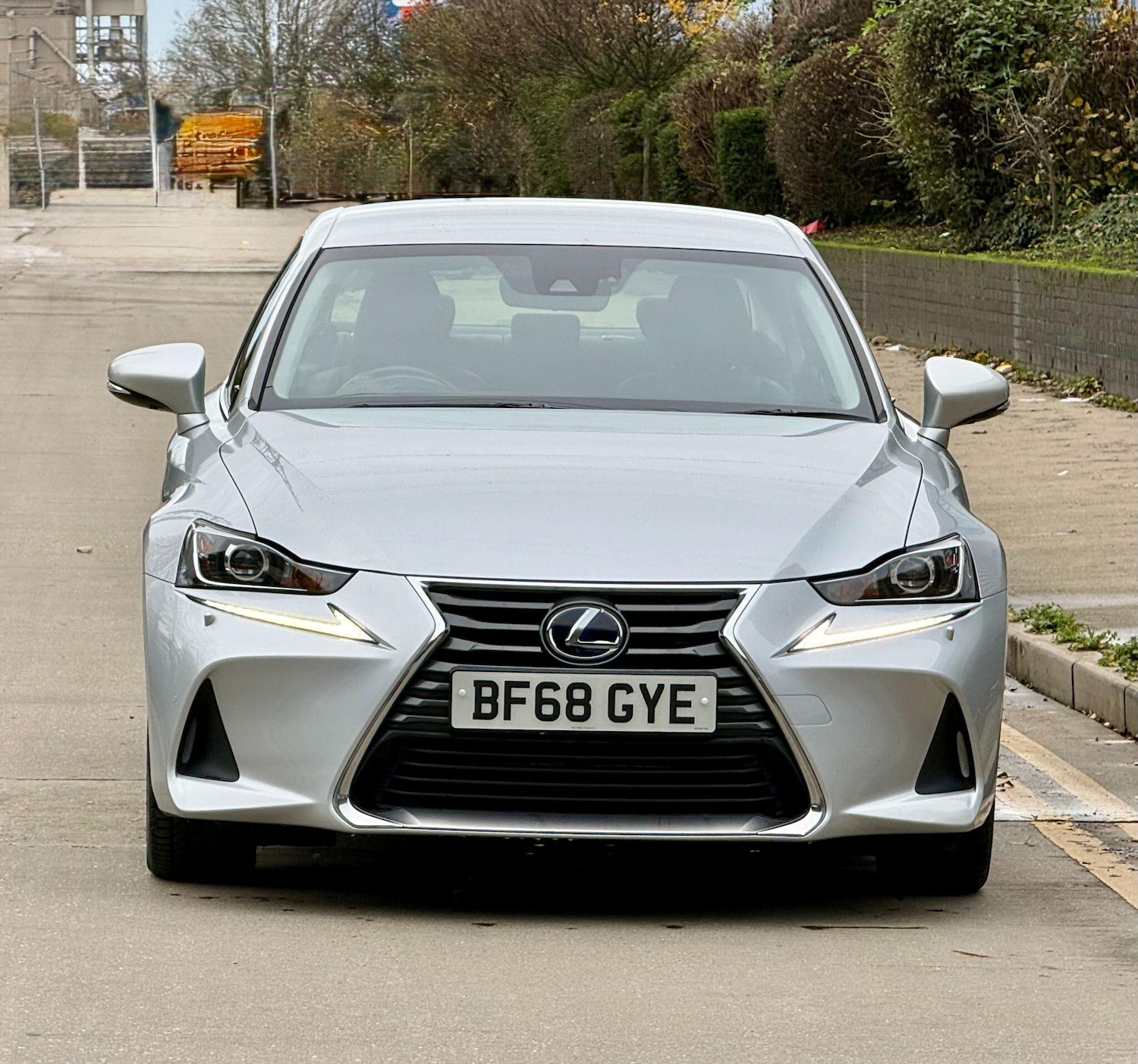 Used Lexus IS 2018 for sale - 76839892: Photo 2