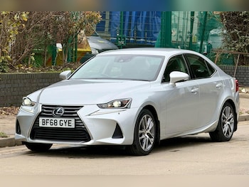 Used Lexus IS 2018 for sale - 76839892: Photo