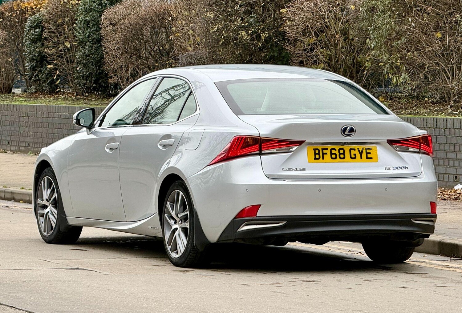 Used Lexus IS 2018 for sale - 76839892: Photo 4