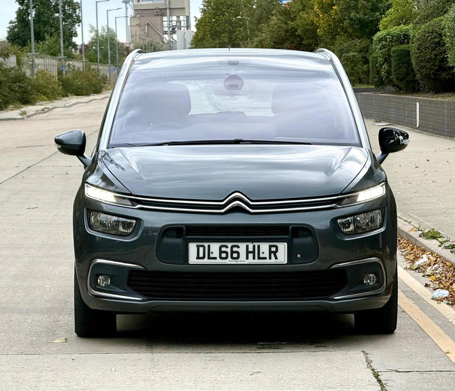 Used Citroen C4 Grand Picasso 2016 for sale - 76042403: Photo 2
