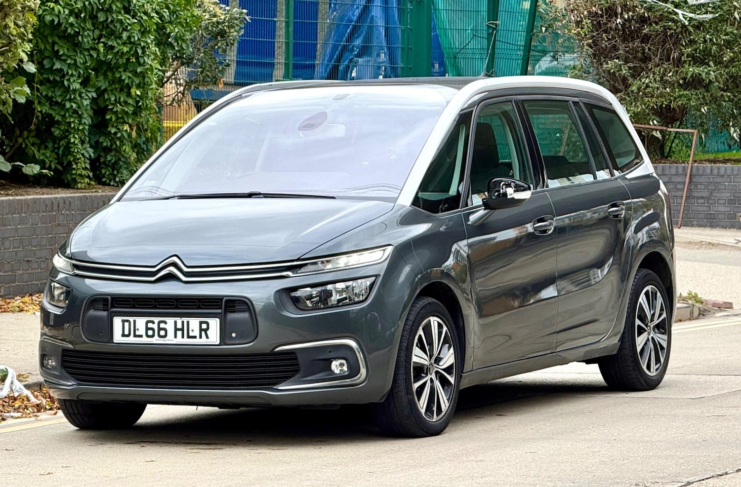 Used Citroen C4 Grand Picasso 2016 for sale - 76042403: Photo 3