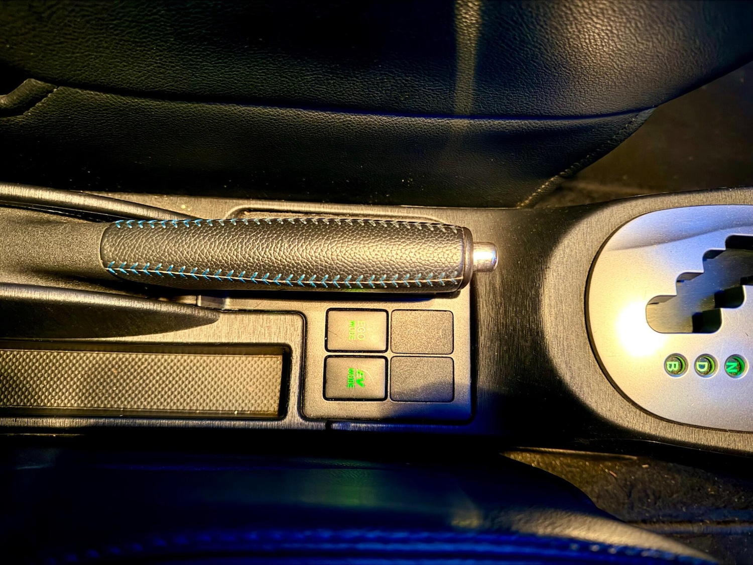 Used Toyota Yaris 2013 for sale - 76550412: Photo 15