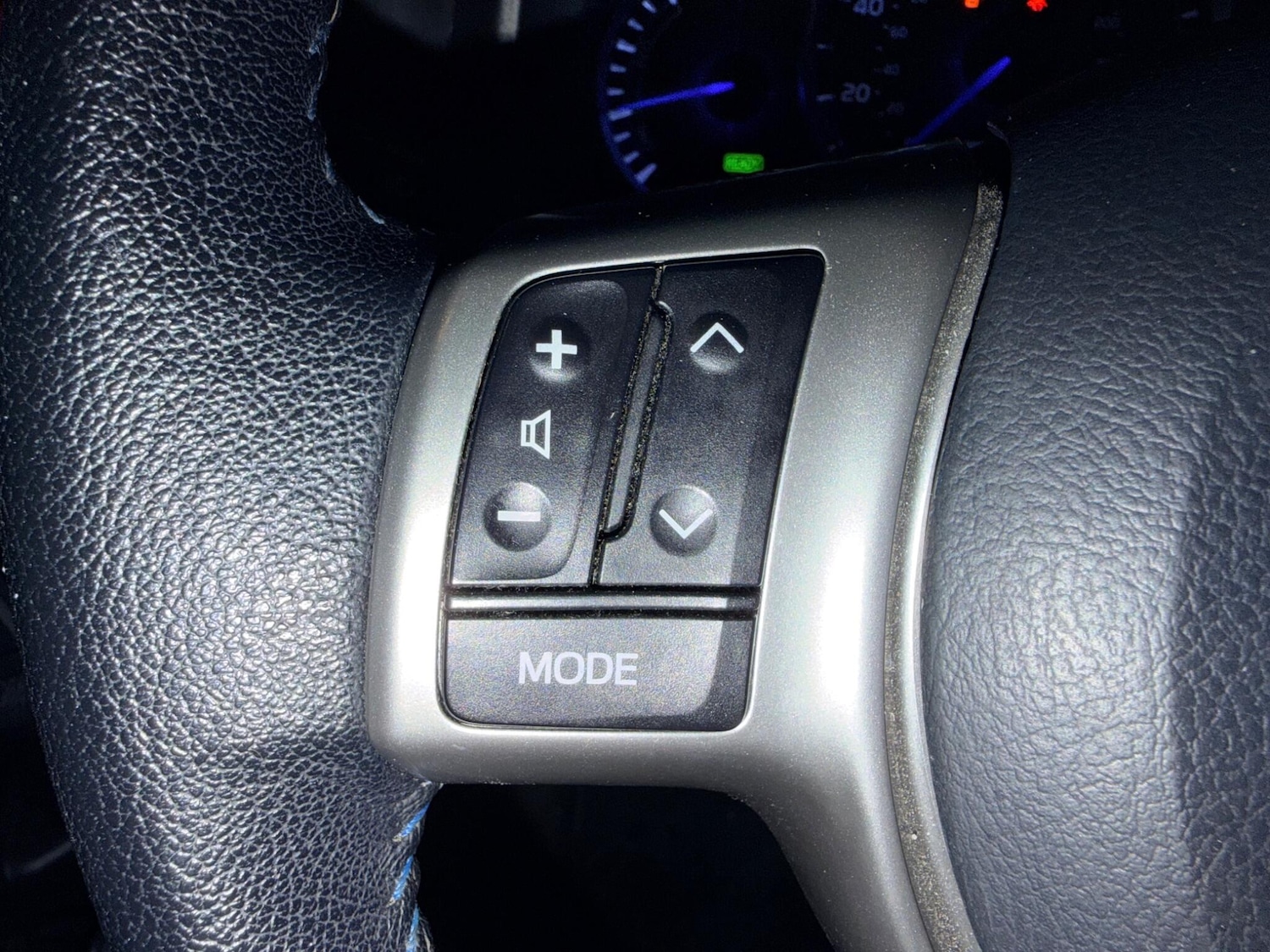 Used Toyota Yaris 2013 for sale - 76550412: Photo 19