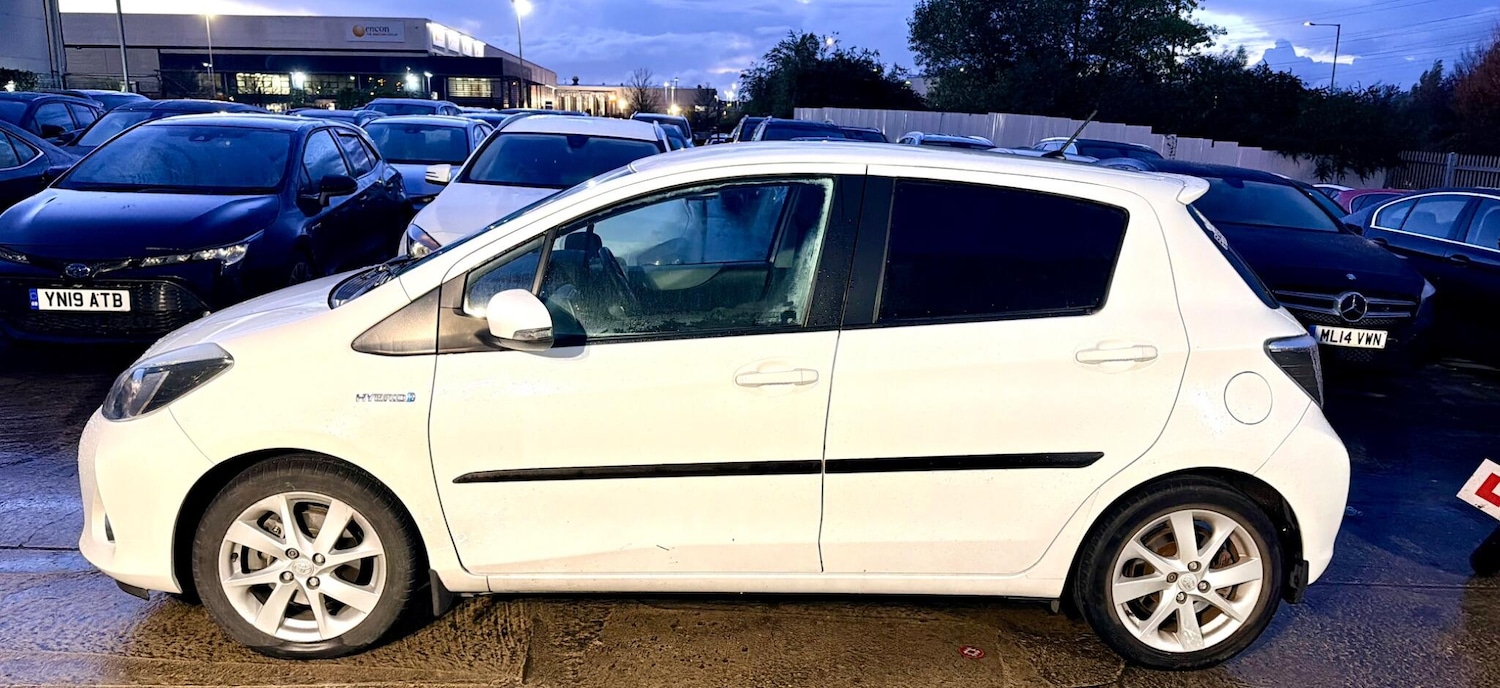 Used Toyota Yaris 2013 for sale - 76550412: Photo 6