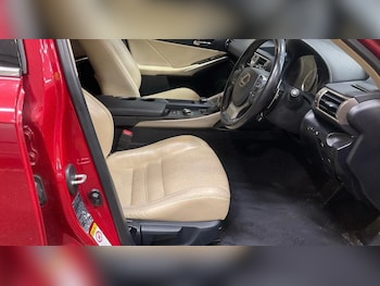 Used Lexus IS 2016 for sale - 77722932: Photo